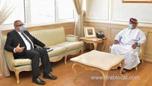 health-minister-receives-who-representative_kuwait