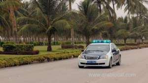 omr-10-fine-on-tourists-overstaying-in-oman_kuwait