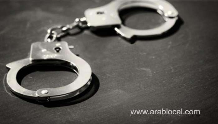 three-arrested-for-producing-adulterated-animal-feed_kuwait