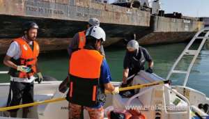 work-continues-to-rescue-humpback-whale-stuck-in-oman-port_kuwait