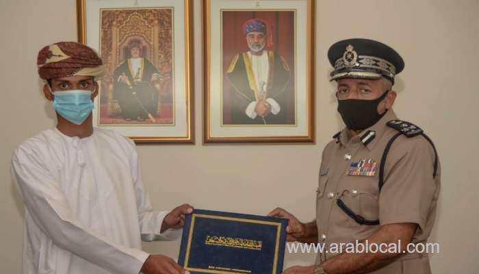 citizen-honoured-for-saving-2-children-from-drowning-in-oman_kuwait