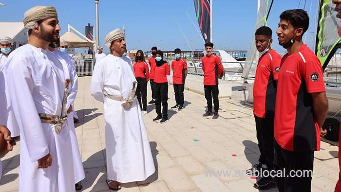 sayyid-theyazin-visits-headquarters-of-oman-sail_kuwait
