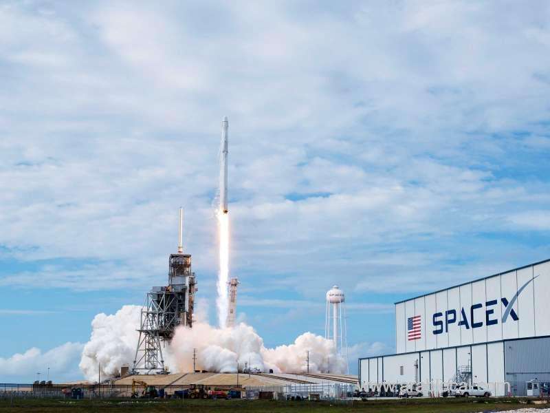 -today-spacex-launches-cargo-resupply-mission-to-space-station_kuwait