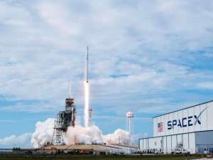 -today-spacex-launches-cargo-resupply-mission-to-space-station_kuwait