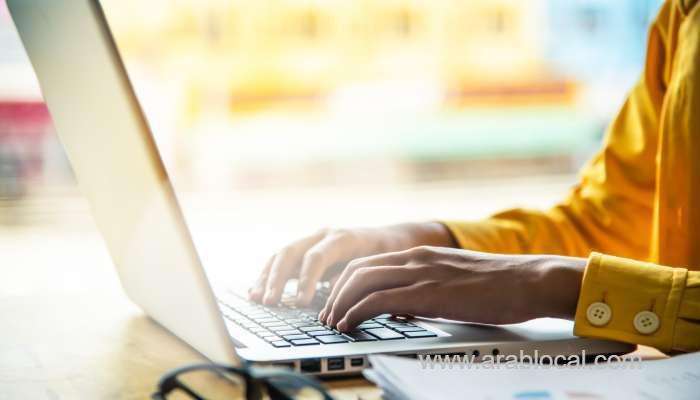 education-ministry,-pdo-donate-over-3,000-computers-to-students-in-oman's-concession-areas_kuwait