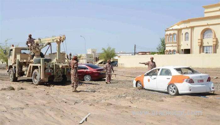 restoring-basic-services-in-oman-first-priority-for-ministerial-council_kuwait
