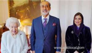 his-majesty-meets-queen-elizabeth-ii_kuwait