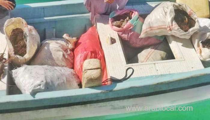 two-violators-arrested-for-illegal-fishing-of-lobsters_kuwait