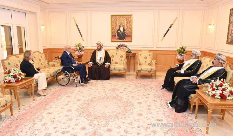 hm-the-sultan-confers-al-nu’man-first-class-order-on-former-swiss-honorary-consul-general_kuwait