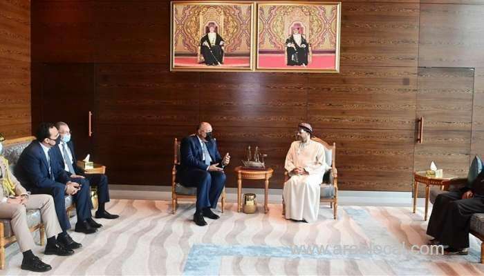 egypt's-foreign-minister-arrives-in-oman_kuwait