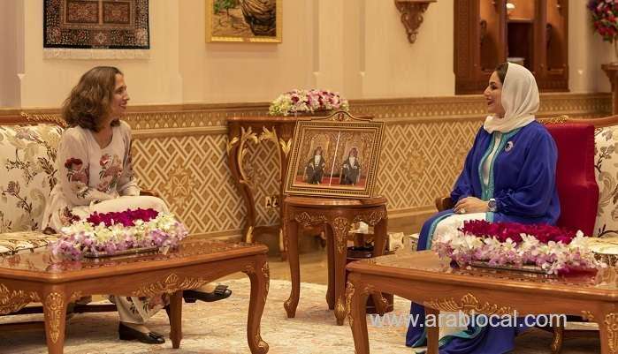 hh-the-honourable-lady-receives-ambassador-of-colombia_kuwait