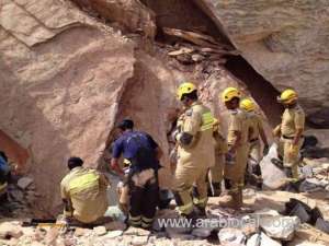 two-workers-die-in-a-landslide-in-oman-oman