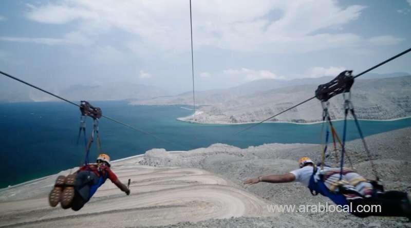 oman's-record-breaking-dual-zipline-over-water---an-exhilarating-adventure_kuwait