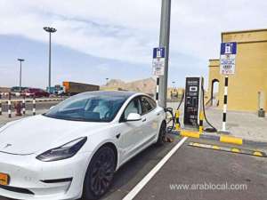 fuel-stations-are-required-to-install-electric-vehicle-(ev)-charging-points-within-a-six-month-timeframe_kuwait