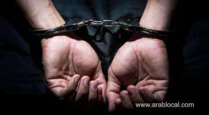 expat-held-for-selling-alcohol-beverages-in-oman_kuwait