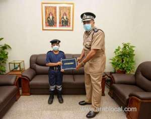 nine-year-old-honoured-for-his-heroic-act_kuwait