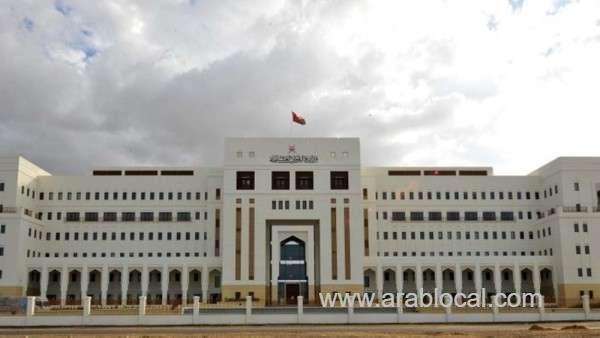 replacement-plans-of-expats-by-citizens-at-private-health-centres-discussed_kuwait