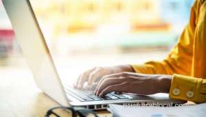 tender-to-supply-laptops-to-students-issued-in-oman_kuwait